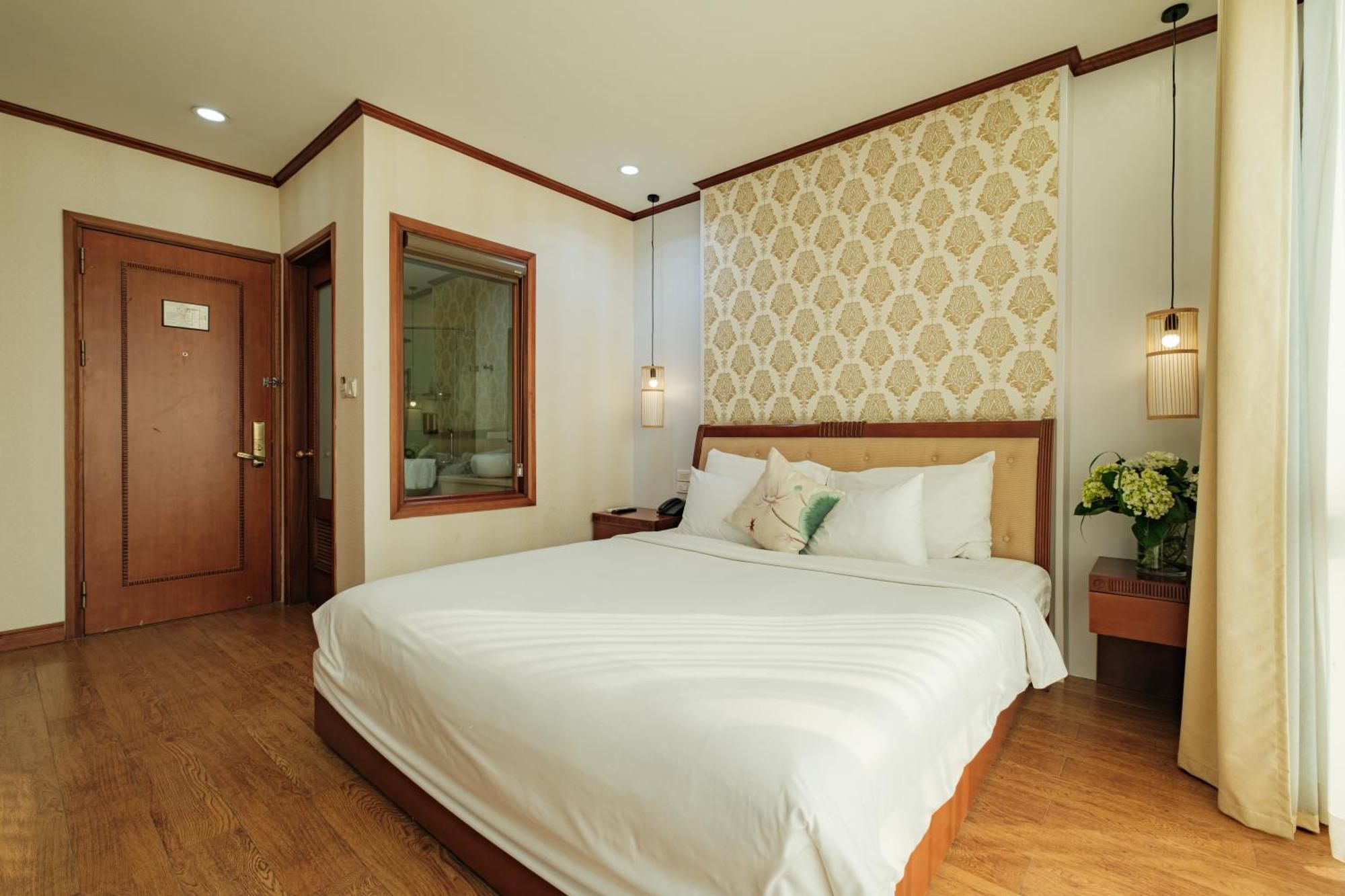Sunset Westlake Hanoi Hotel Exterior photo